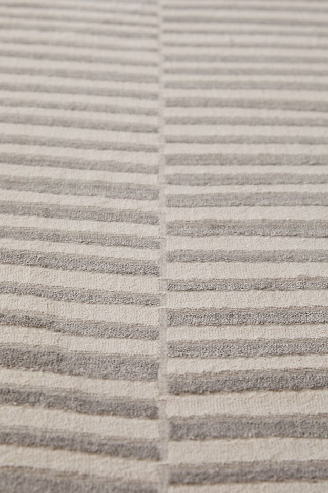 Static Tufted Rug