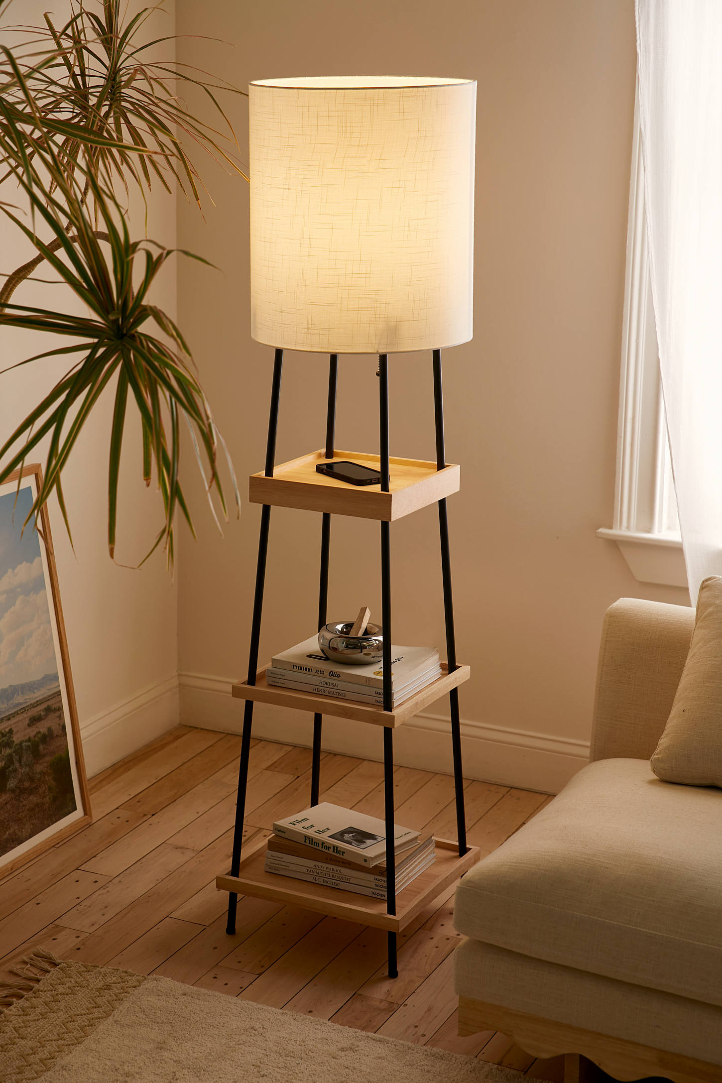 Hendrick Charging Floor Lamp