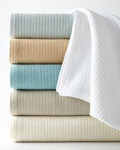Cozy Herringbone Full-Size Cotton Knit Blanket in White