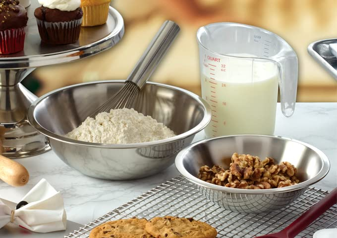 Medium Stainless Steel Classic Mixing Bowl, 3-Quart