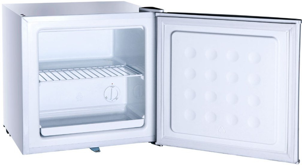 Sunpentown 1.1 Cu. ft. Upright Freezer, White