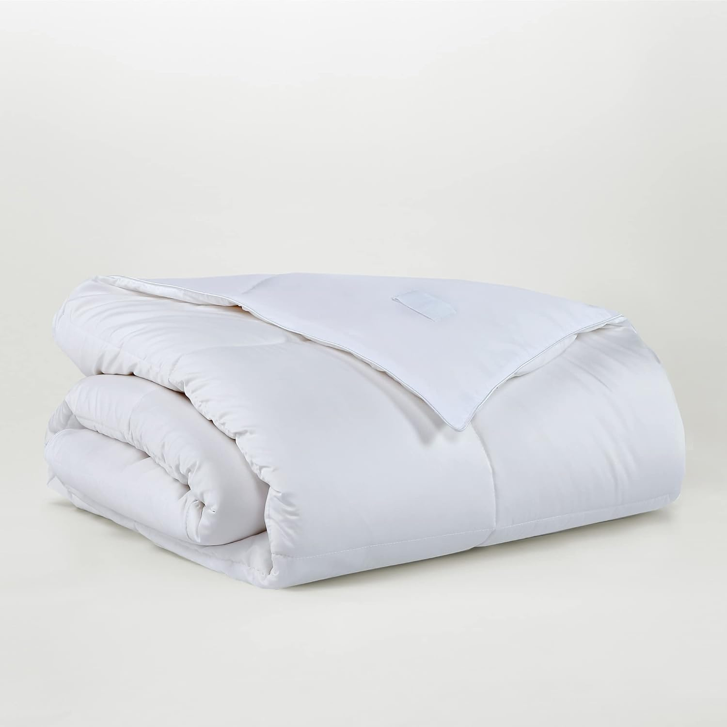 Sijo Lightweight and Cooling Comforter, 100% Lyocell Derived from Eucalyptus Shell and Fill, Best Airflow Comforter Award Winner by Sleep Foundation, Breathable Duvet Insert (Twin/Twin XL)