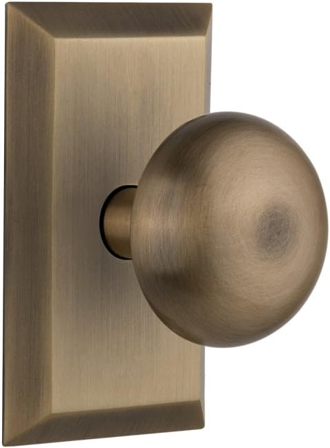 Studio Plate with New York Door Knob