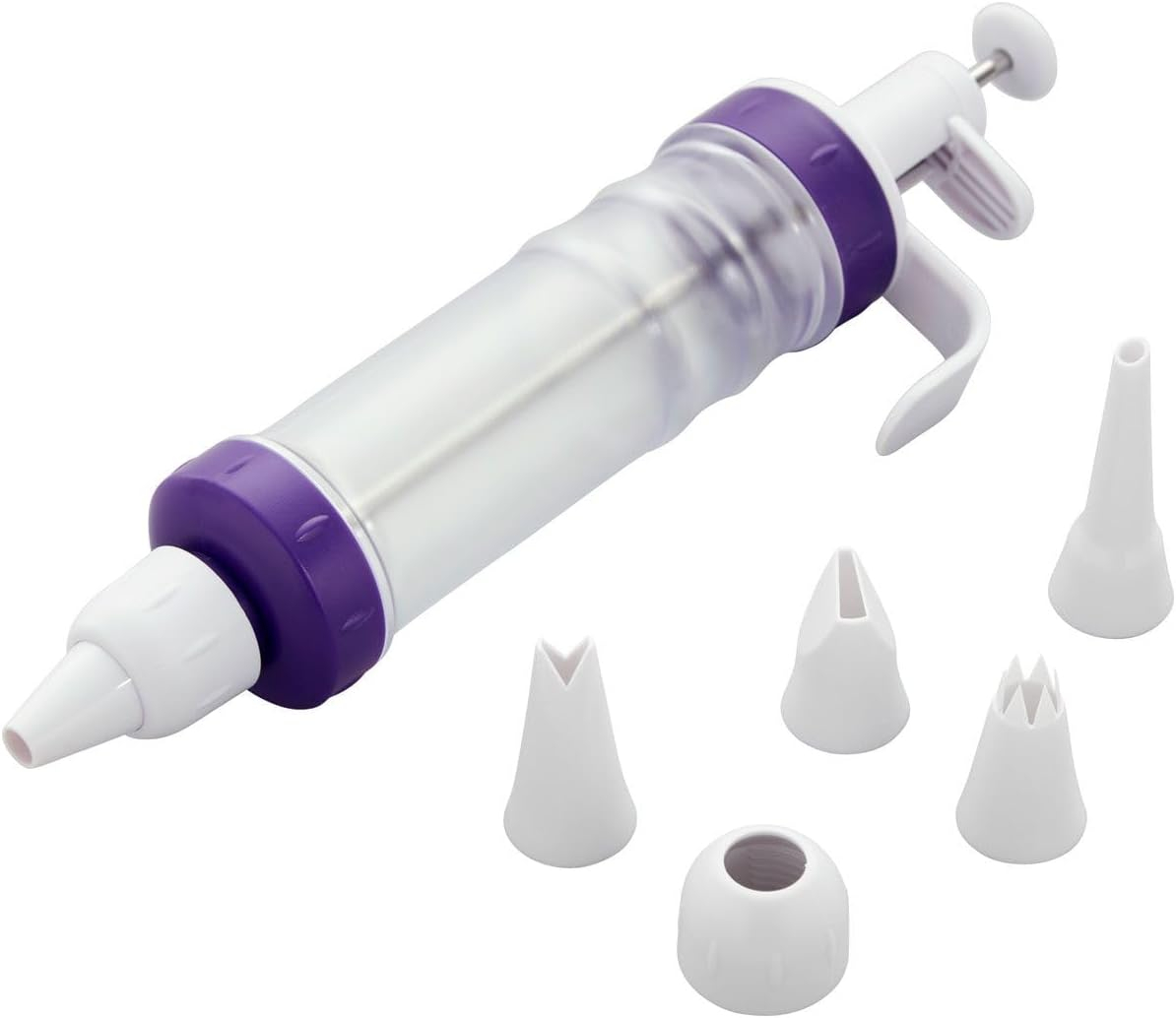 Wilton Dessert Decorator Plus Cake Decorating Tool, Cake Icing Tool