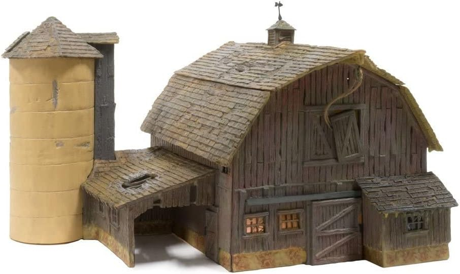 HO Scale Weathered Brown Wooden Barn with Concrete Silo