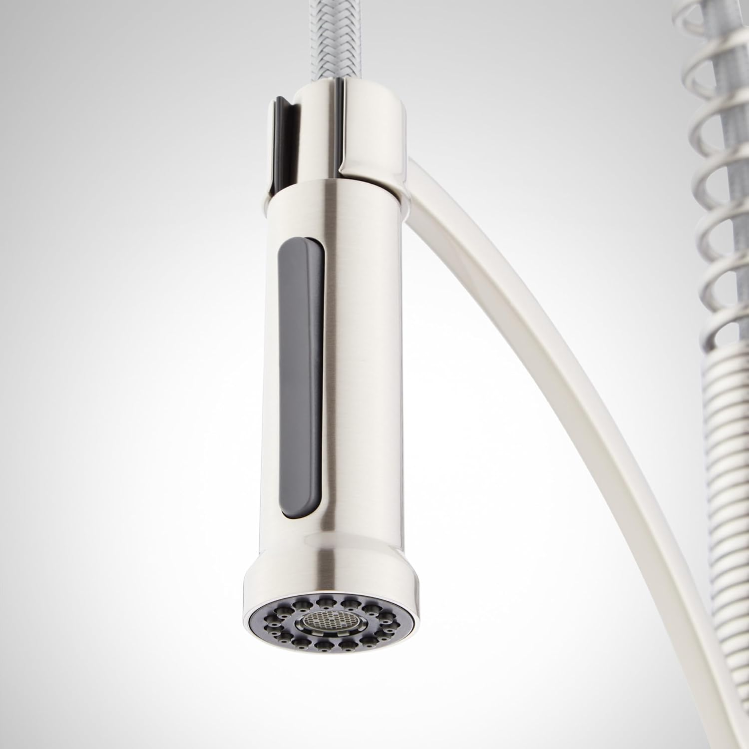 Stainless Steel Single Handle Pull Down Kitchen Faucet with Dual Function Sprayer