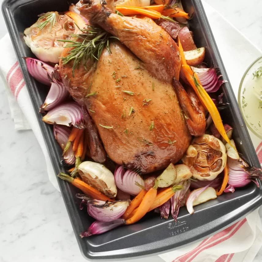 Wilton Wilton Advance Select Premium Nonstick Oblong Baking Pan 9 x 13 Inch