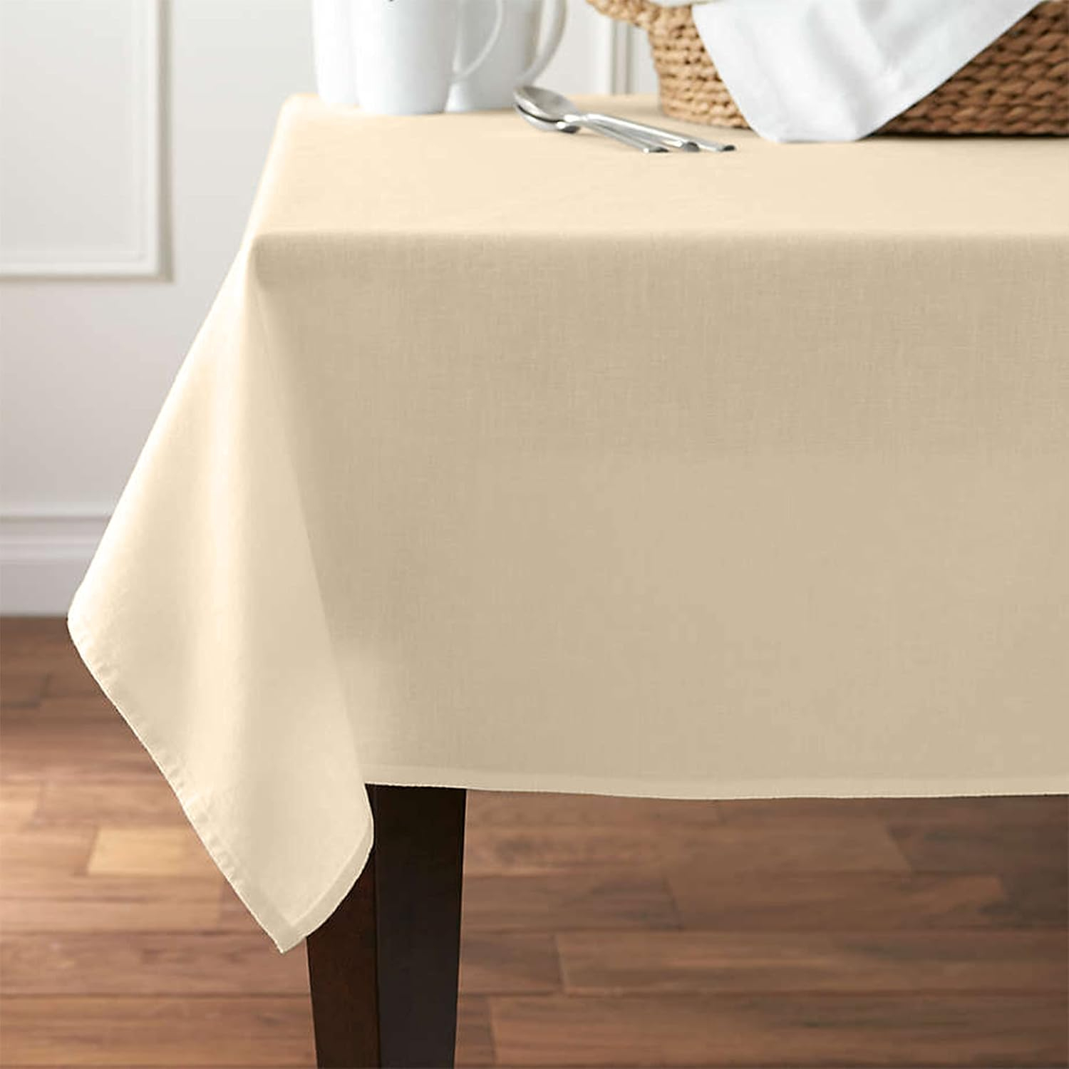 Pomp Beige 70" Inch Round Premium Polyester Tablecloth | Wrinkle + Stain Resistant Easy Care Fabric | Fits Round or Circle Table