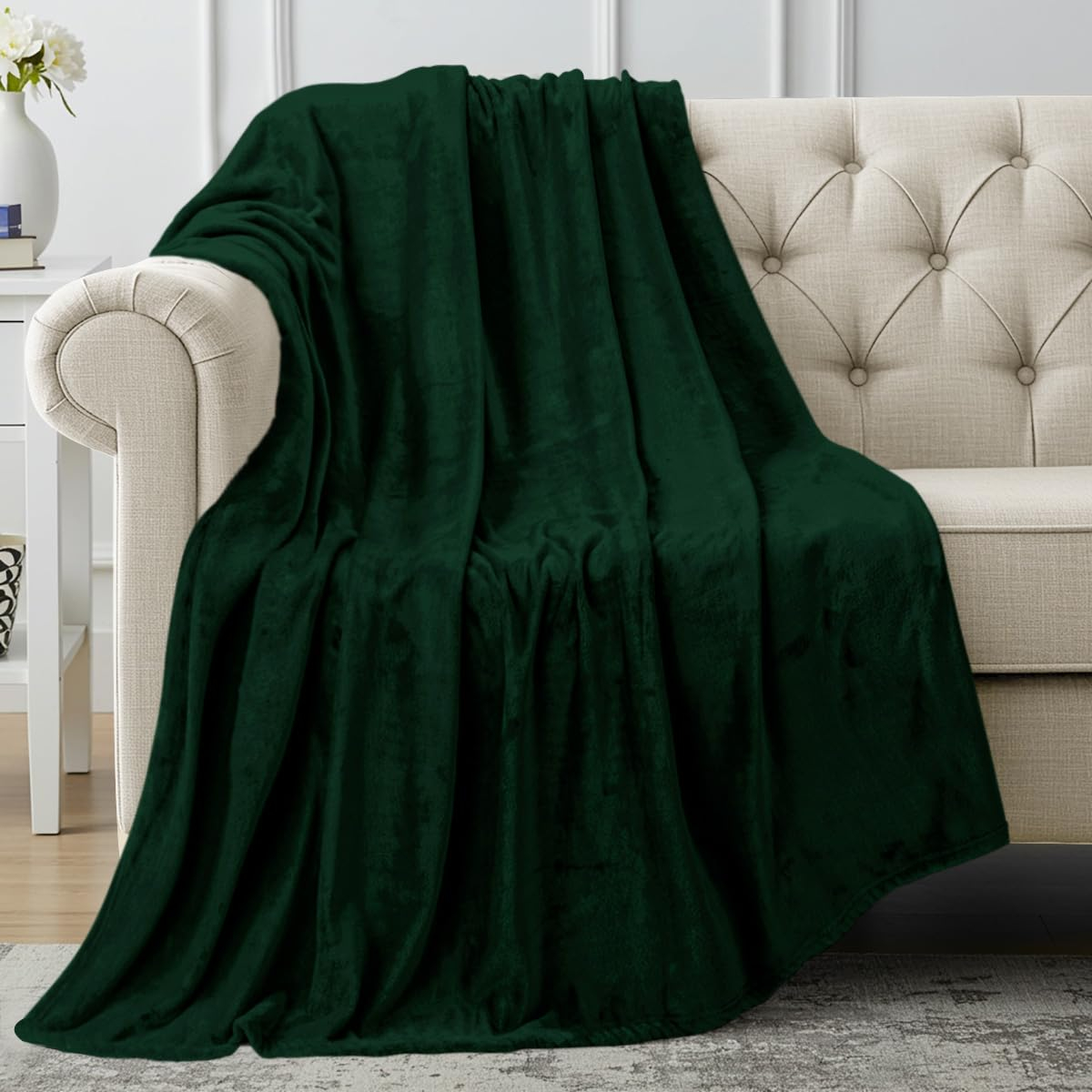 Utopia Bedding Fleece Blanket Throw Size Forest Green 300GSM Luxury Anti-Static Fuzzy Soft Microfiber Blanket for Couch, Sofa and Bed (60x50 Inch)