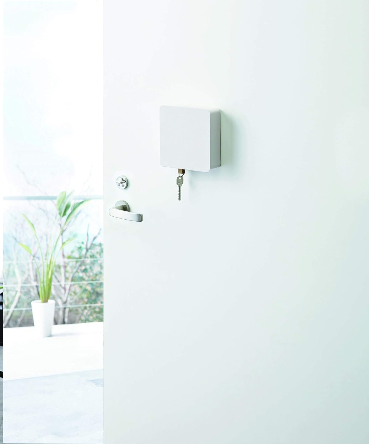 White Steel Magnetic Key Cabinet with Storage