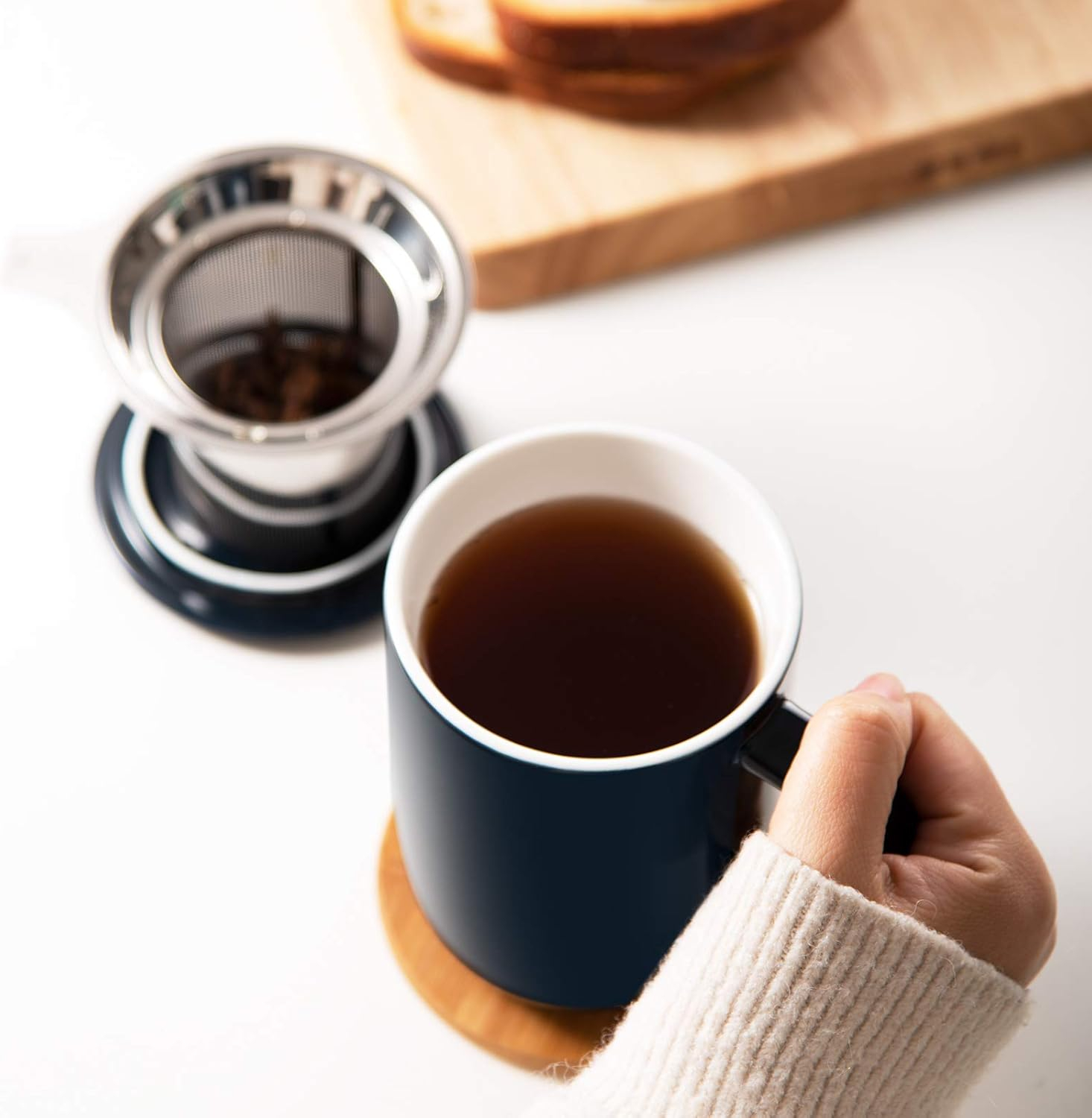 Navy Blue Ceramic Tea Mug with Bamboo Coaster and Lid