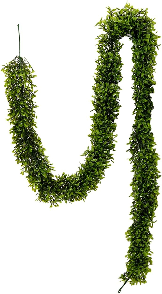 Serene Spaces Living Artificial Green Boxwood Garland - Ideal for Decorating Windows at Parties or Events, Measures 5.5 Feet Long