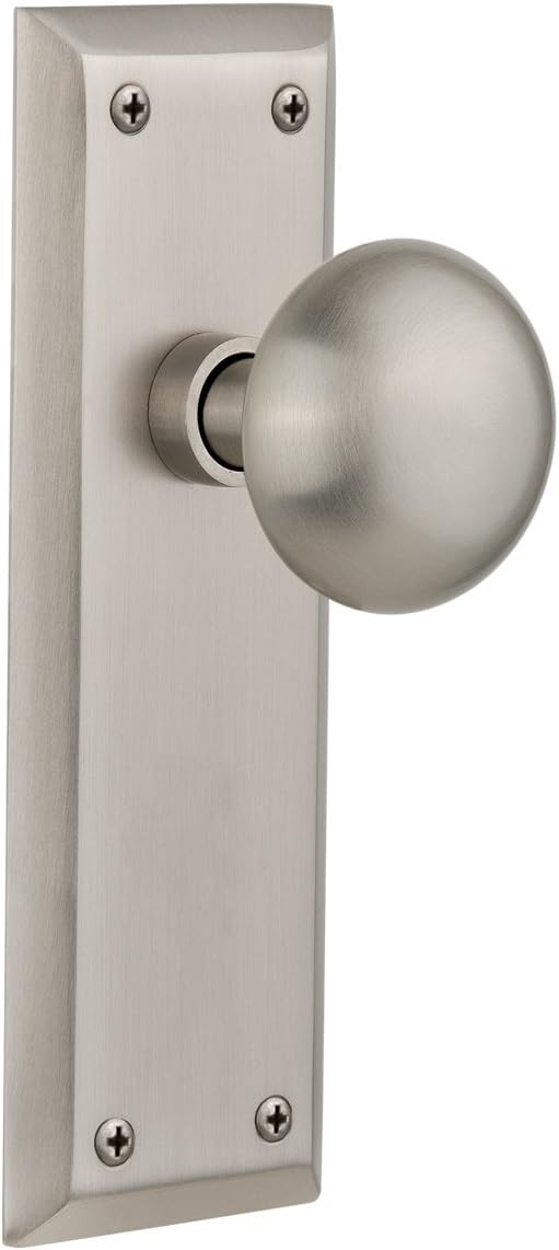 New York Plate with Homestead Door Knob