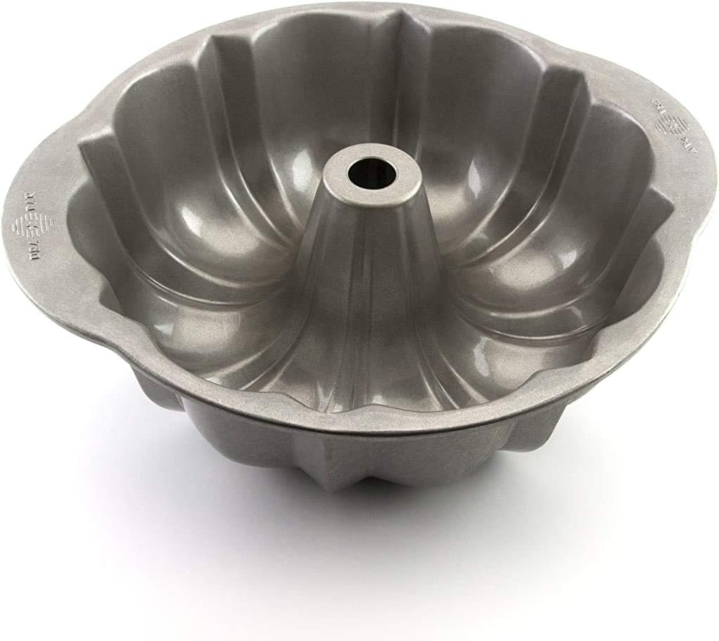 10-Inch Metallic Gray Non-Stick Fluted Silicone Bundt Pan