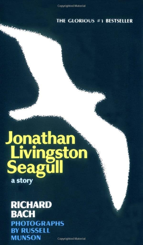 Jonathan Livingston Seagull: Inspirational Fable with Dreamy Illustrations