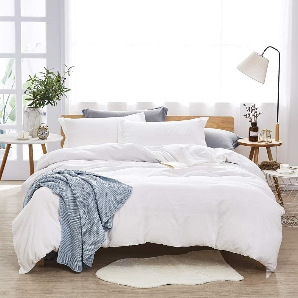 Dreaming Wapiti Duvet Cover Queen,Washed Microfiber Queen Size Duvet Cover Set,Solid Color - Soft and Breathable with Zipper Closure & Corner Ties (White, Queen)