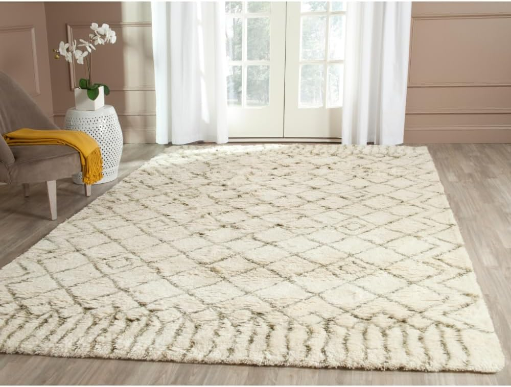 SAFAVIEH Casablanca Wilmer Abstract Shag Area Rug, Ivory/Green, 6' x 9'