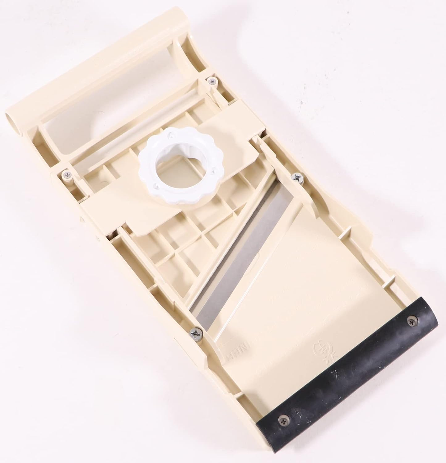Benriner Mandoline Jumbo Slicer, Japanese Stainless Steel Blade, Beige