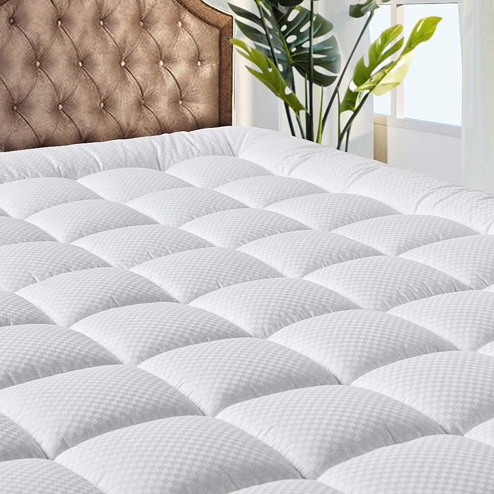 MATBEBY Full Size Mattress Pad - Cooling Breathable Mattress Topper, Quilted Fitted Mattress Protector, Pillow Top Mattress Cover with 8-21" Deep Pocket, Soft, Machine Washable, White, 54x75 Inches