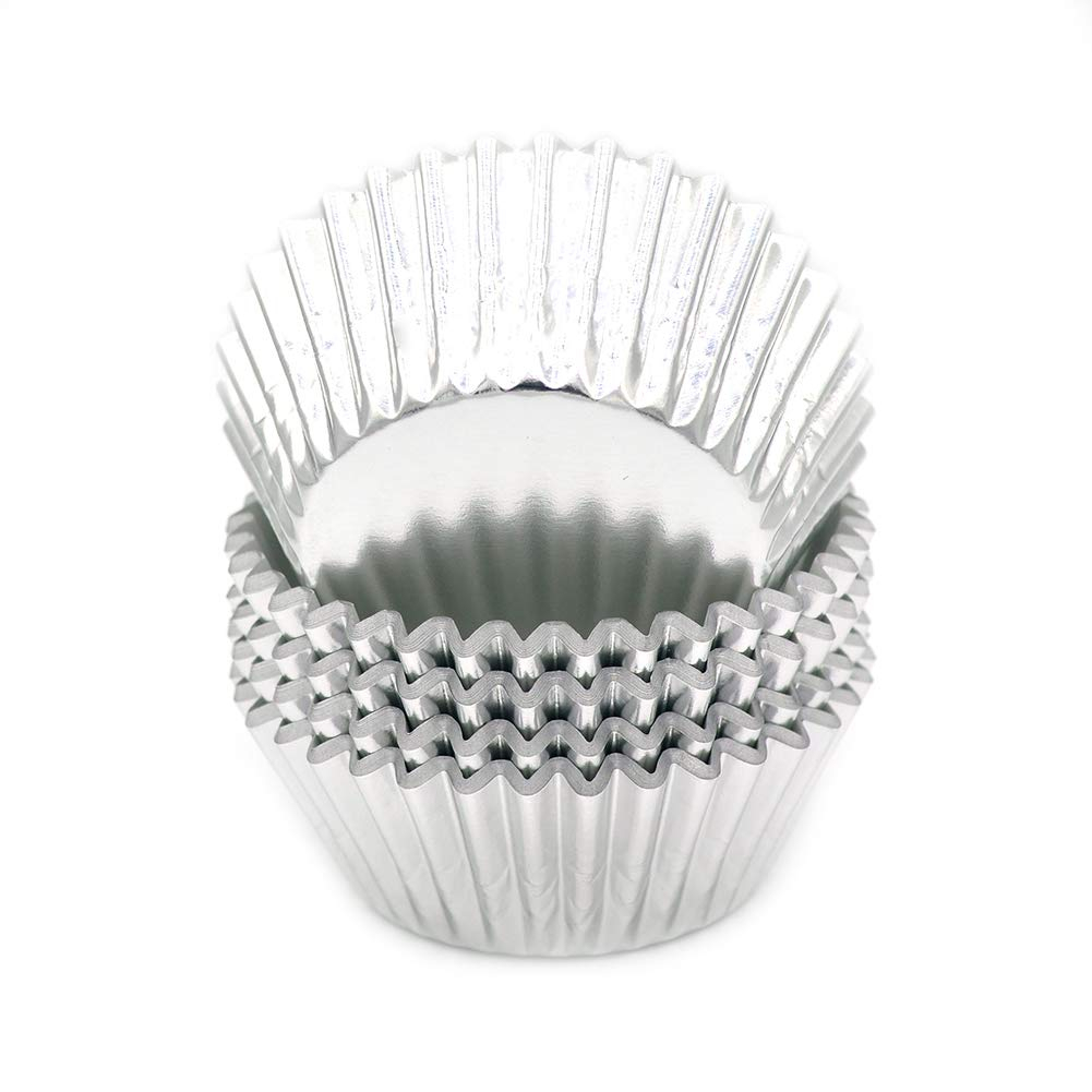 Mombake Standard Foil Silver Cupcake Liners Muffin Baking Cups for Party and More, 100-Count