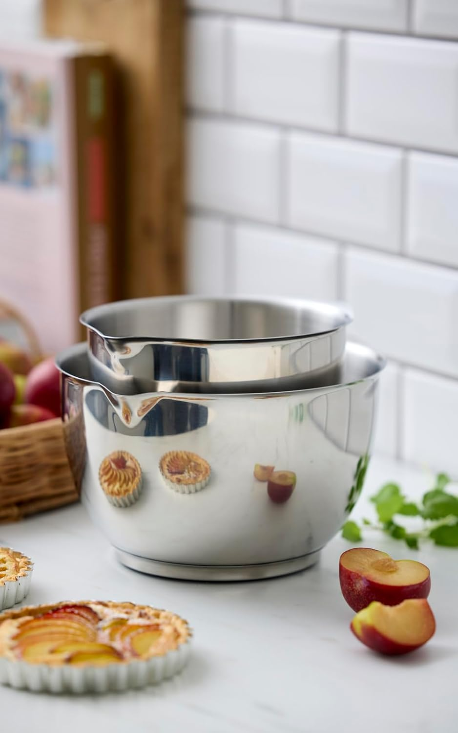 Stainless Steel Nesting Mixing Bowl Set with Lids