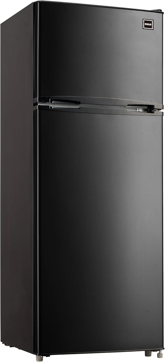 ARCTIC CHEF Reversible Hinged 75 Cu Ft 2-Door Top Freezer Refrigerator Black