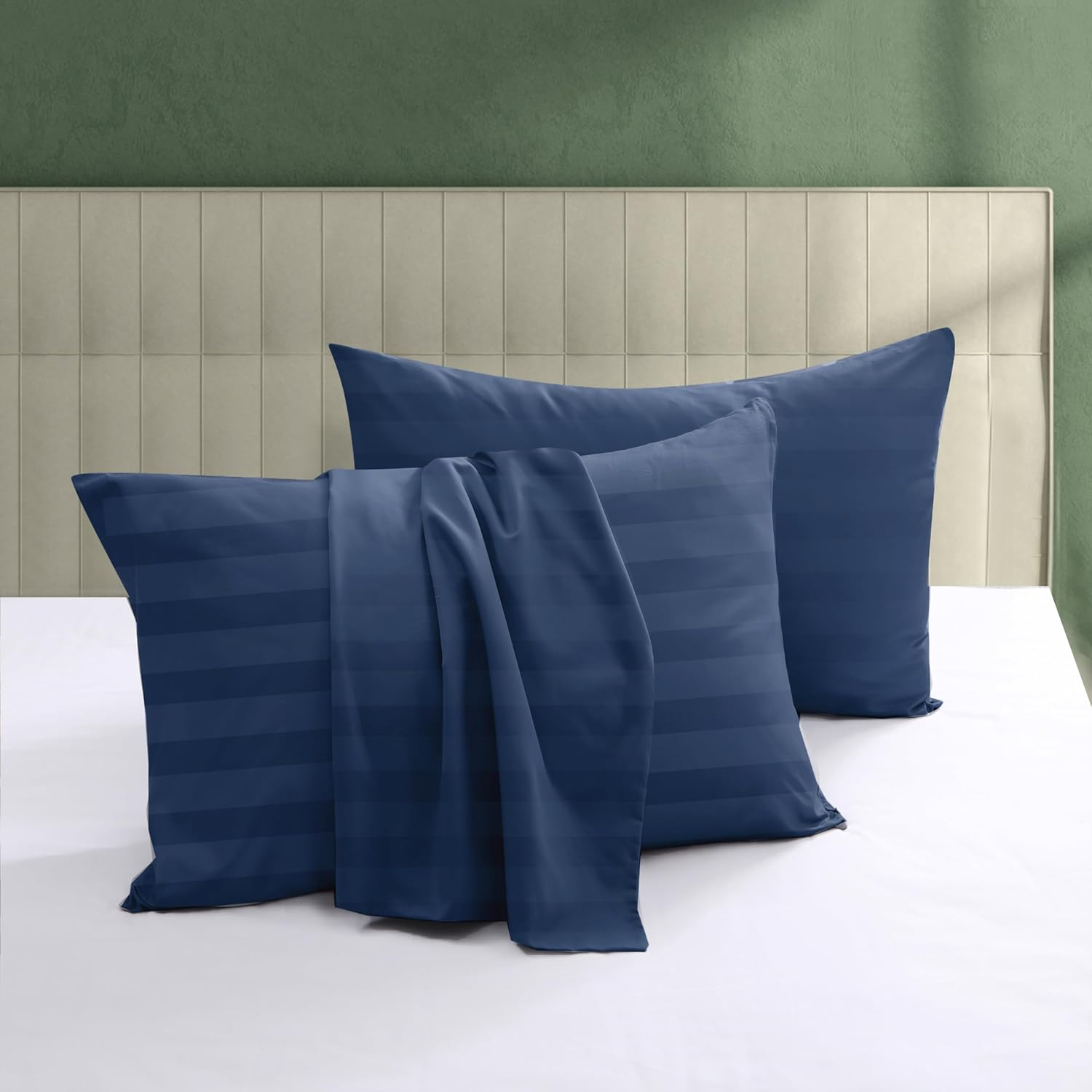 Hotel Style 600 Thread Count Navy Damask Stripe Egyptian Cotton Adult Pillow Cases, King (2 Count)