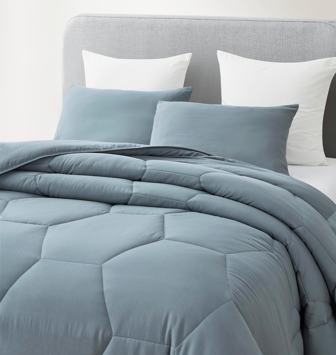 Chezmoi Collection Vero Dusty Blue Comforter Set Oversized Queen Size 3-Piece Fluffy Soft Lightweight Bedding Honeycomb Geometric Stone-Washed Microfiber Comforter Set for All Season