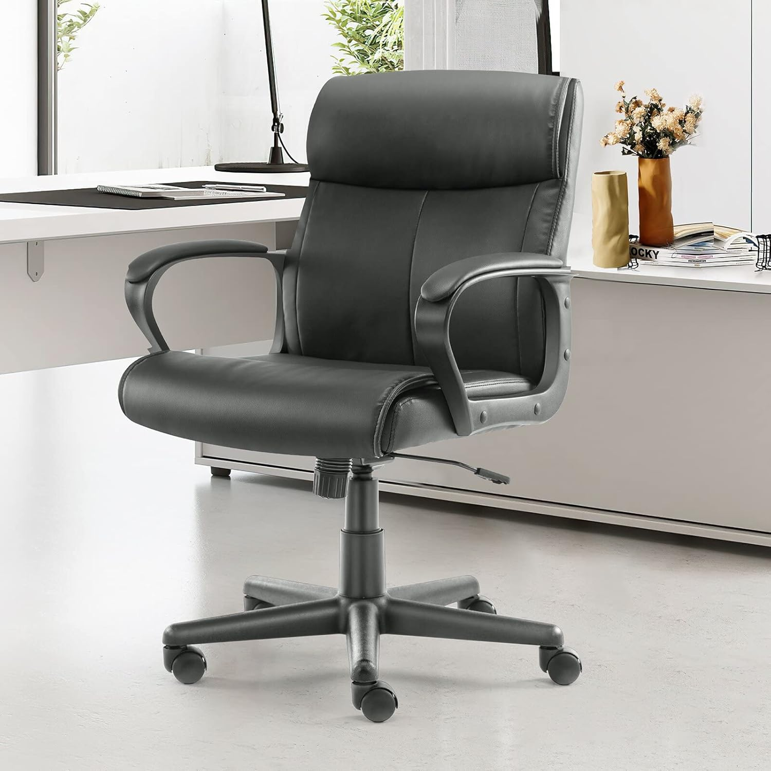 Executive Office Chair with Padded Armrests Adjustable Height, 360-Degree Swivel, Lumbar Support, PU Leather, Cream