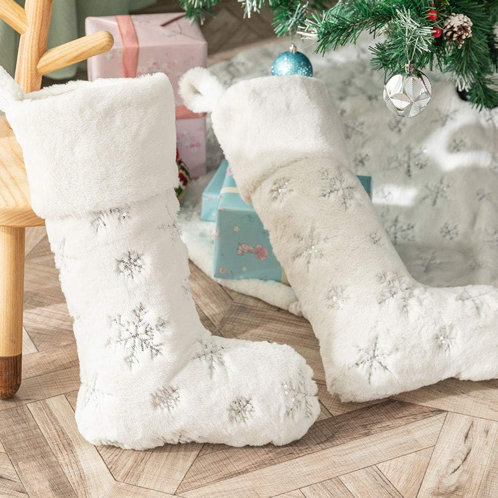 2pcs Plush Christmas Stockings White Faux Fur Large 56cm Deluxe Hanging Xmas Stockings with Gold Sequins Snowflake for Christmas Fireplace Decorations Socks (White-G, 22inches)