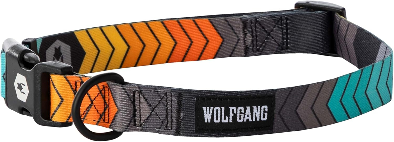 Wolfgang 8093076 18 in. Multi Color Chev Tech Polyester Dog Adjustable Collar, Medium