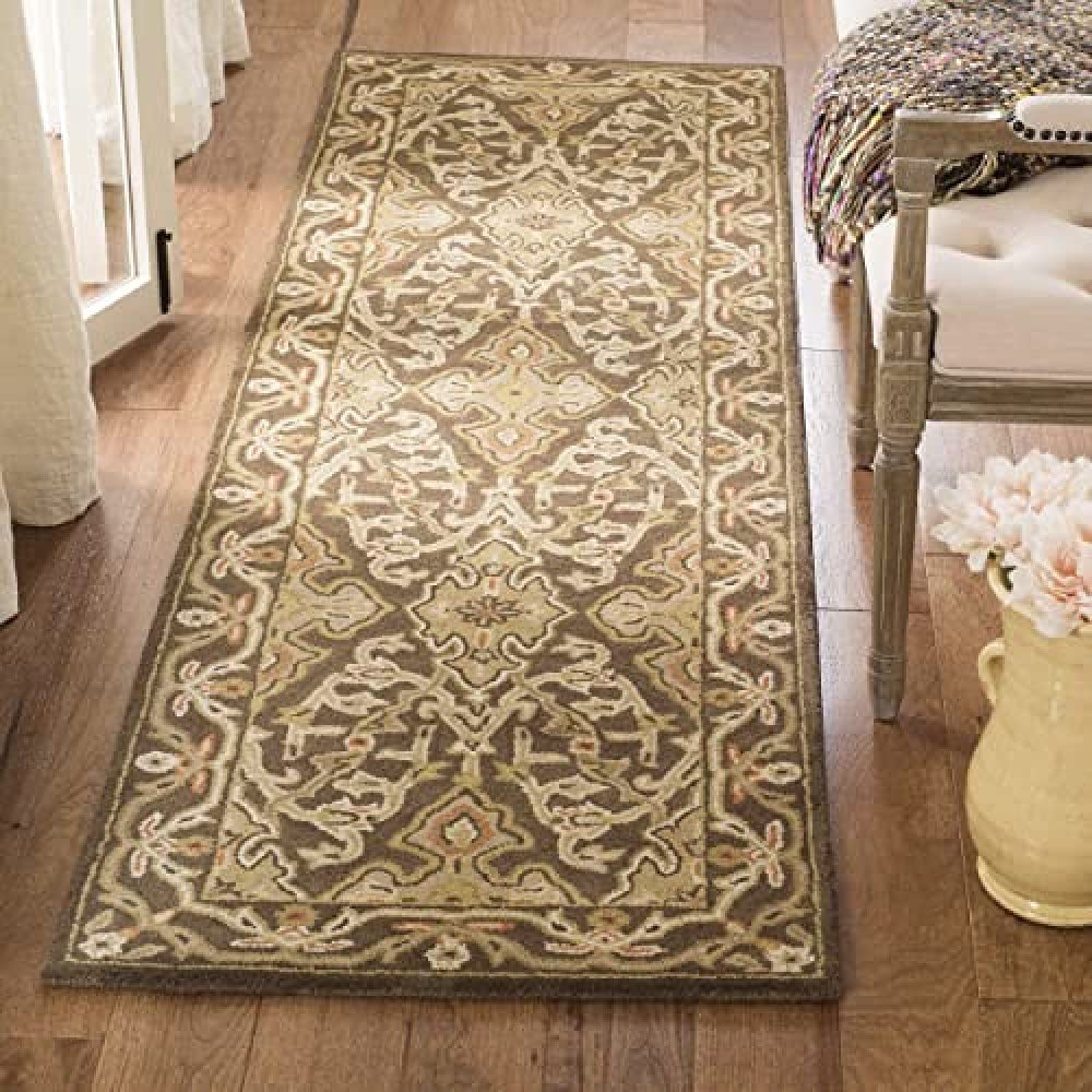 SAFAVIEH Classic Roxanne Oriental Wool Area Rug, Brown, 5' x 8'
