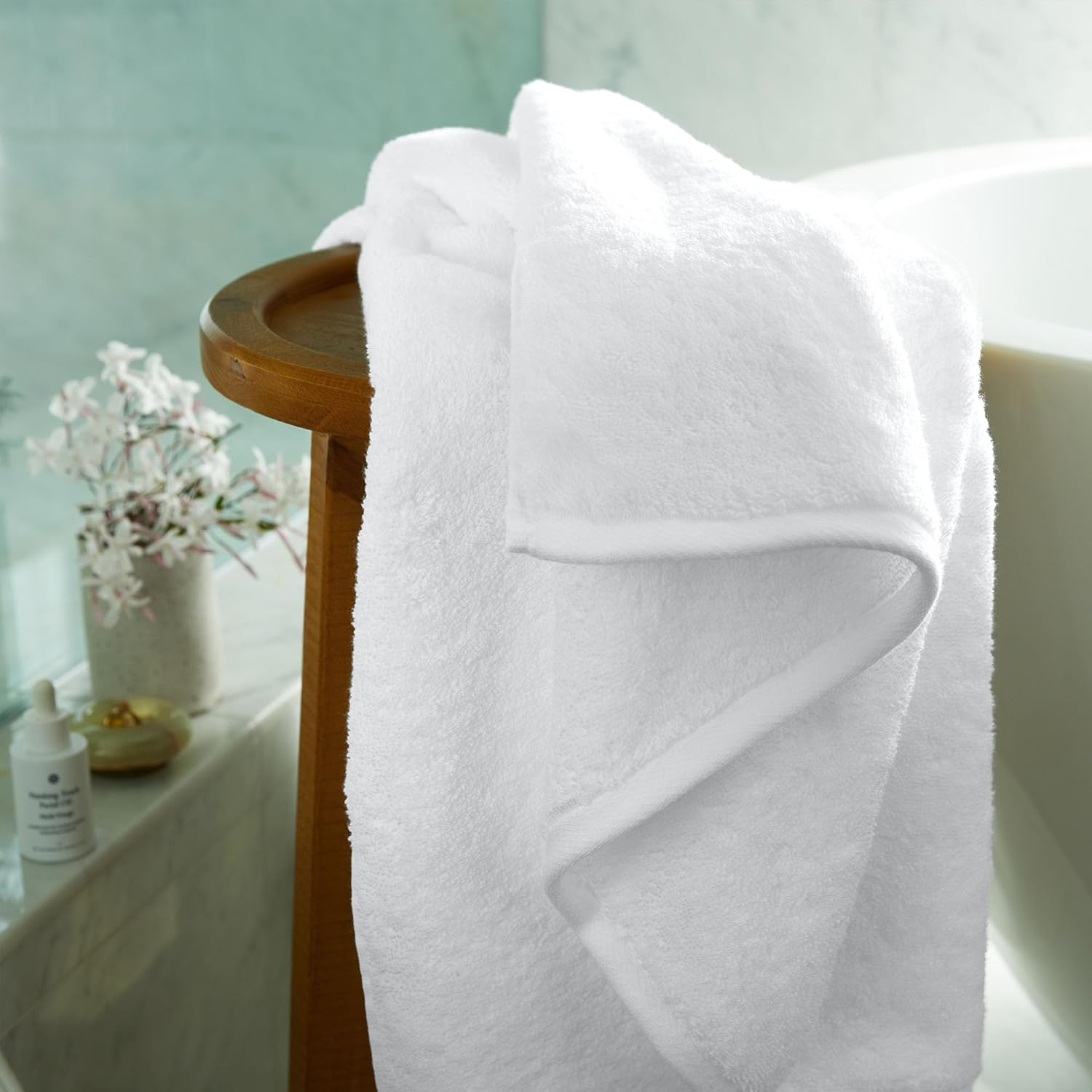 Italic Serene Ultraplush Australian Cotton Washcloths - Set of 2 Luxury Plush Face Wash Cloths, Soft and Absorbent 800 GSM 100% Cotton Washcloth for Bathroom, Spa, Gym, Face and Body (White)