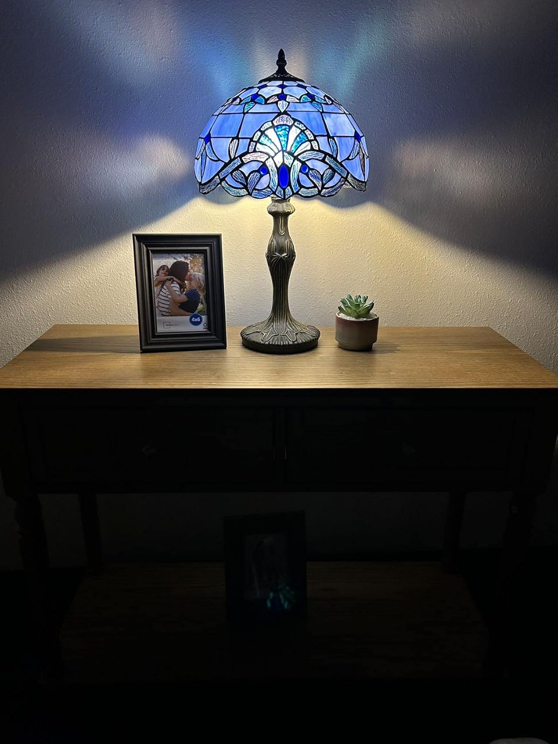 Tiffany Table Lamp Blue Stained Glass Baroque Style Lavender LED Bulb Included for Living Room Bedroom Bedside 12'W*19"H
