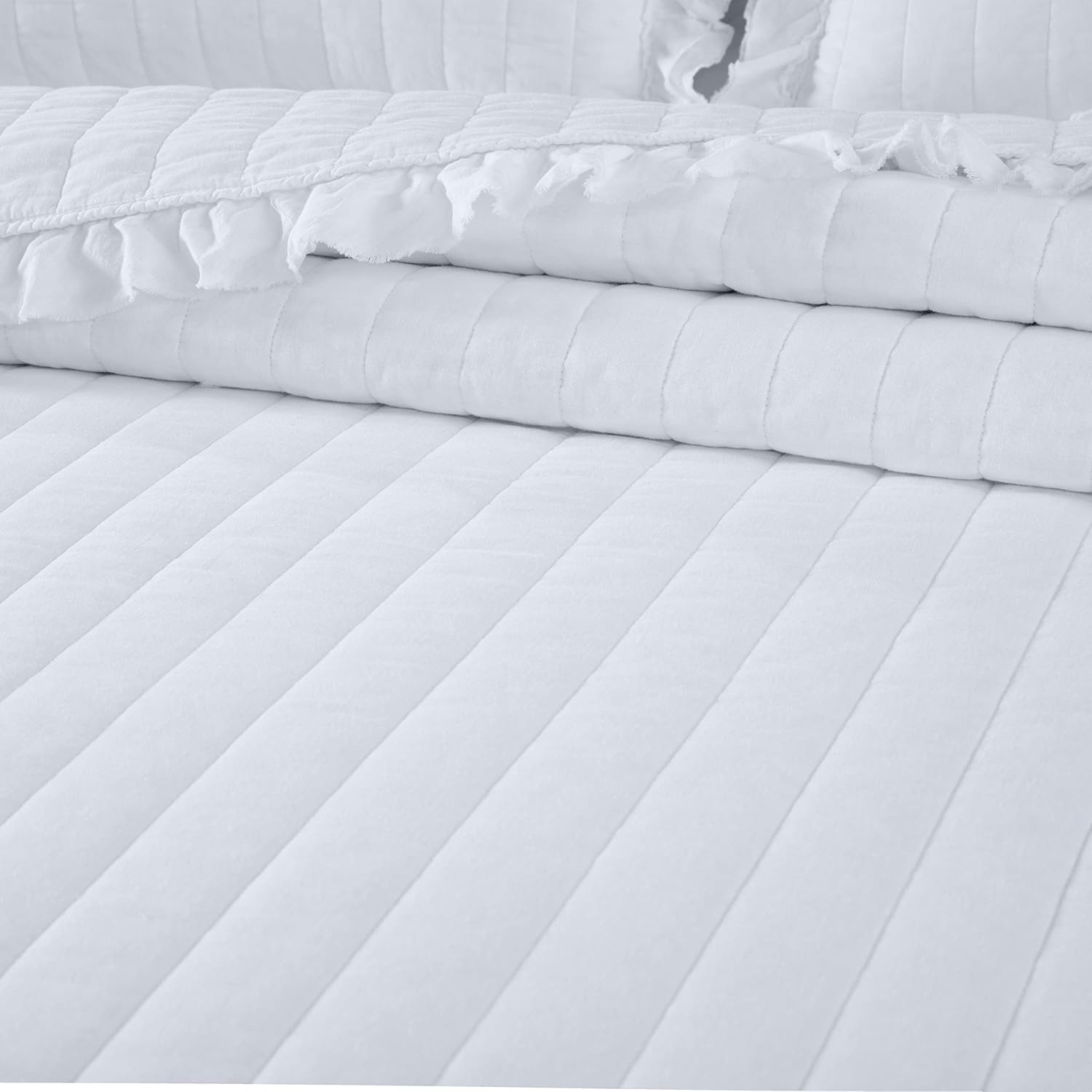Chezmoi Collection Bonnie 3-Piece 100% Cotton Quilt Set Queen Size, White - Double Frayed Ruffled Edge Lightweight Pre-Washed Soft-Finished Cotton Bedspread for All Season