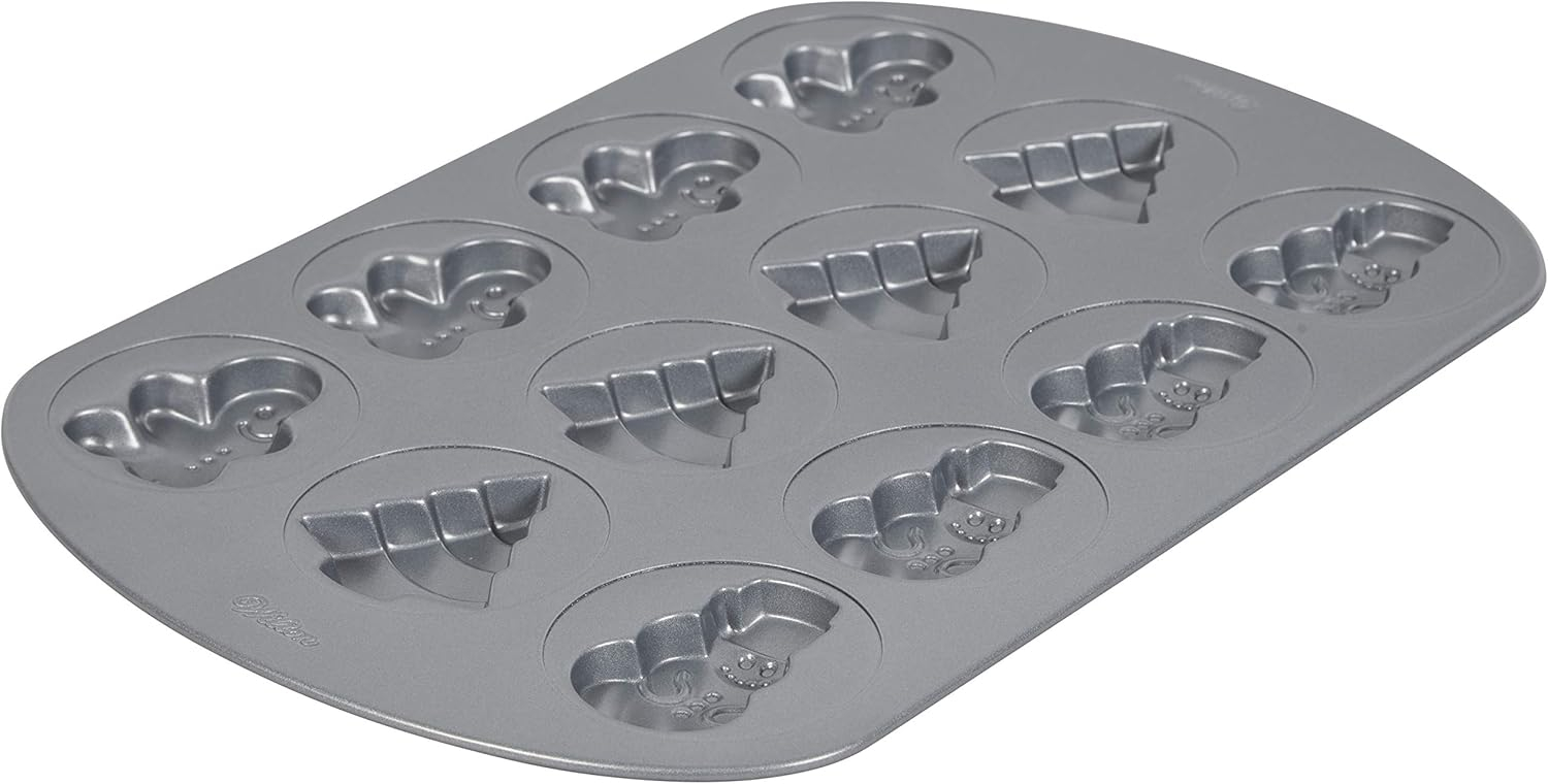 Wilton Non-Stick Christmas Shapes Cookie Pan, 12-Cavity Molds