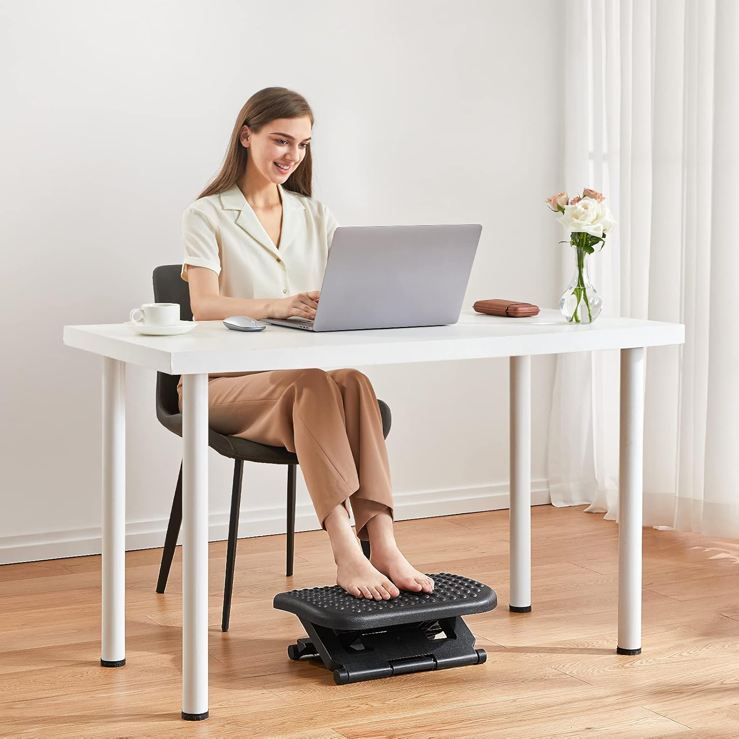 HUANUO Adjustable Desk Footrest, Foot Rest for Under Desk at Work with Massage, Adjustable Foot Stool with 3 Height Position & 30 Degree Tilt Angle Adjustment for Home, Office
