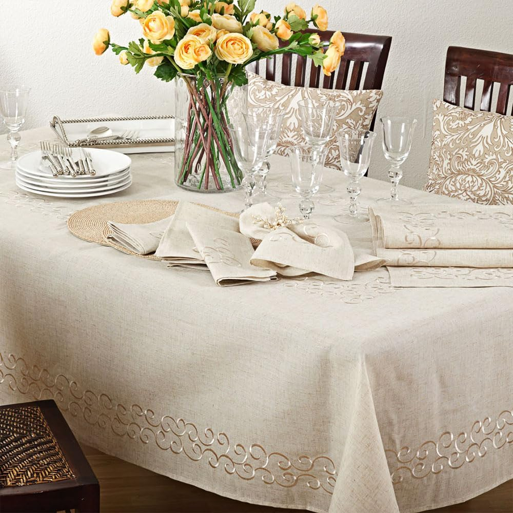 Saro Lifestyle Delicate Embroidered Design Tablecloth