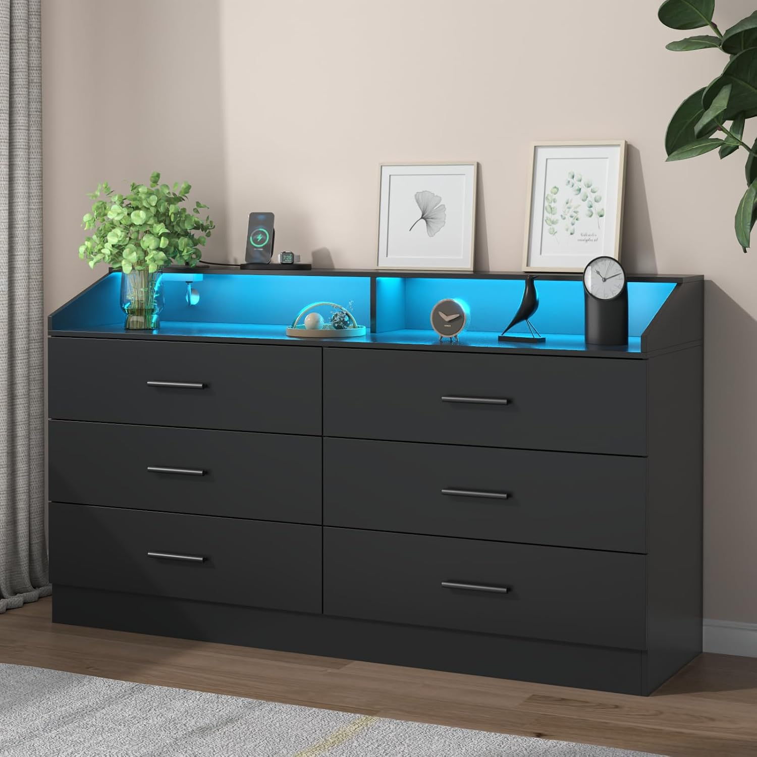 Gyfimoie 6 Drawers Dresser with Power Outlet, Chest of Drawers with LED Light, Modern Dresser with Open Storage Cubby, Double Wide Dresser Organizer for Bedroom, Living Room, Entryway, Hallway (Black)