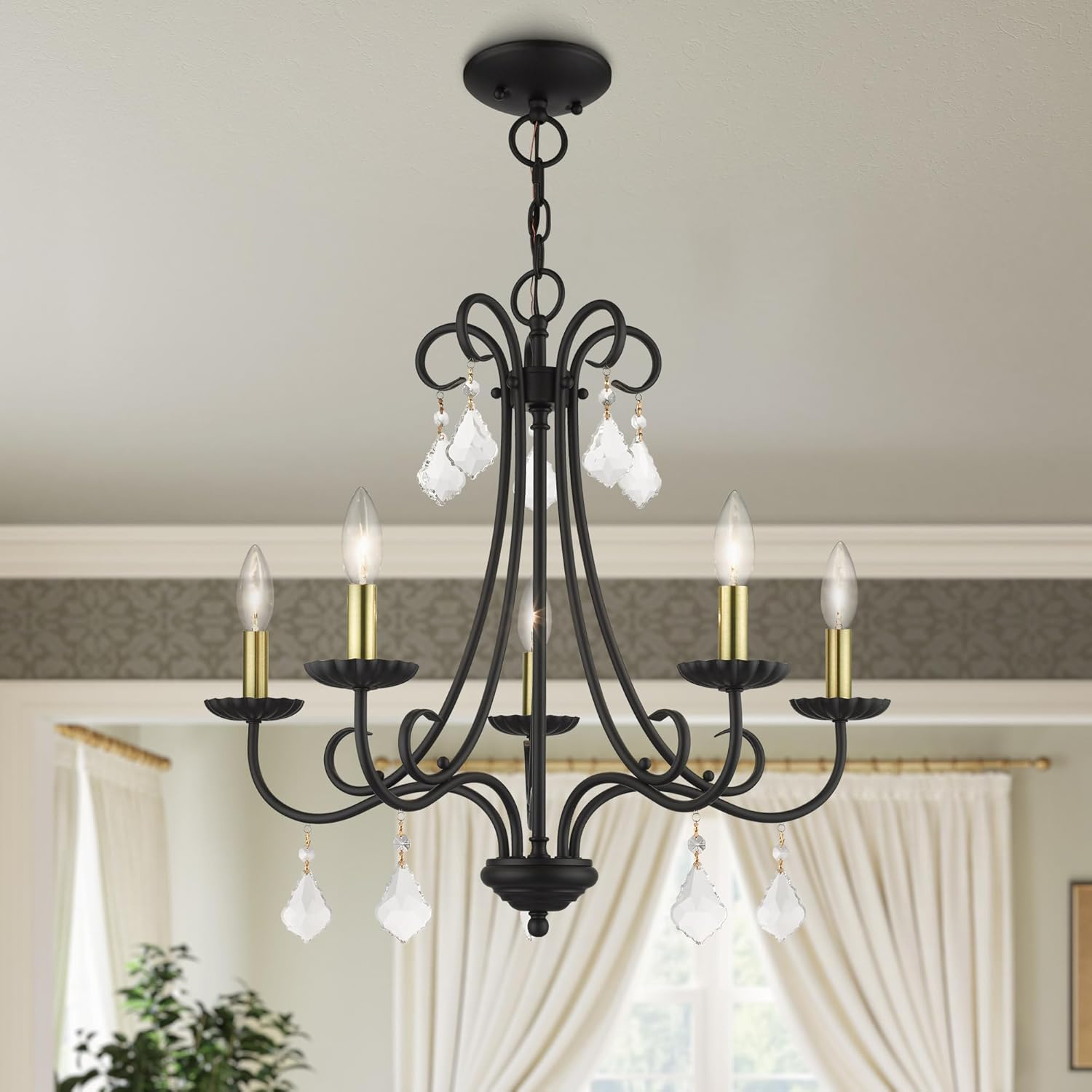 Daphne Polished Chrome 5-Light Traditional Chandelier with Teardrop Crystals