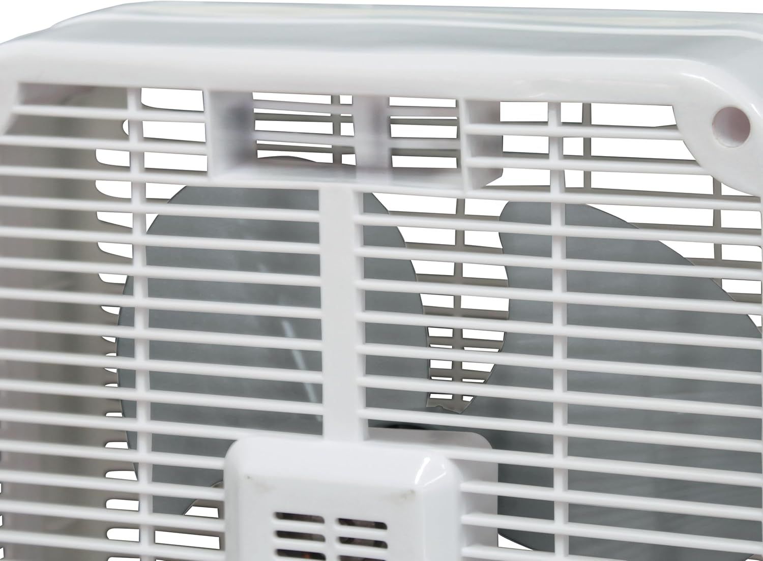 EZ-Chill 9" White Plastic Portable 2-Speed Box Fan