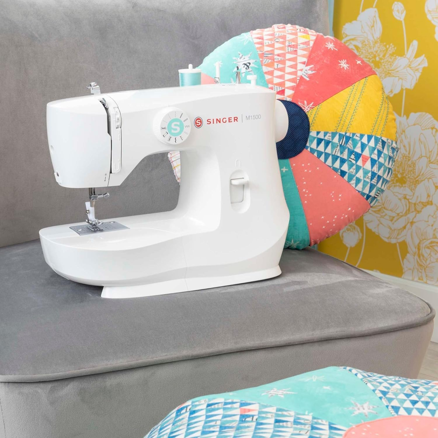 SINGER® M1500 Mechanical Sewing Machine with 57 Stitch Applications, White