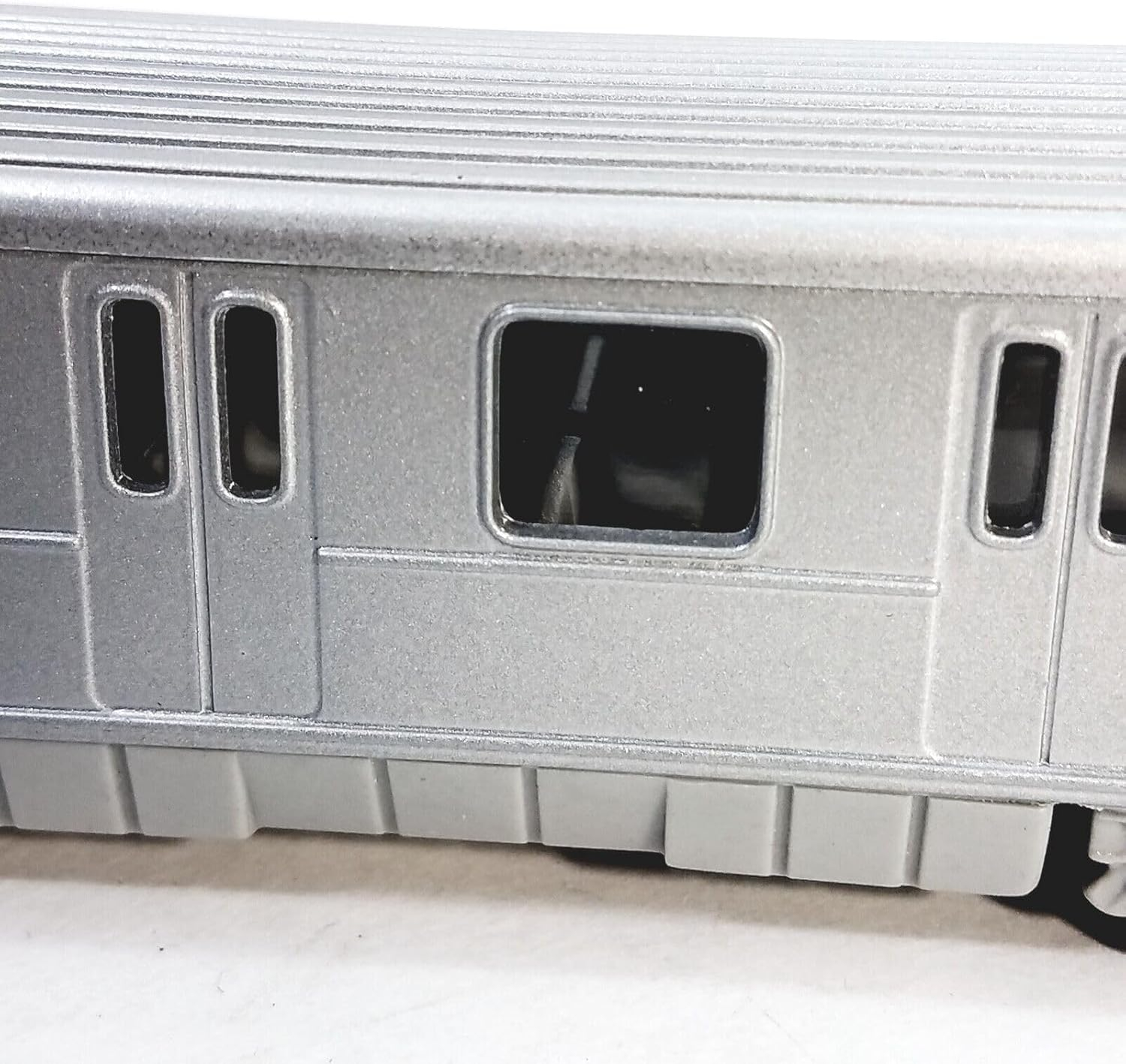METRO Diecast Model Subway Train 7"