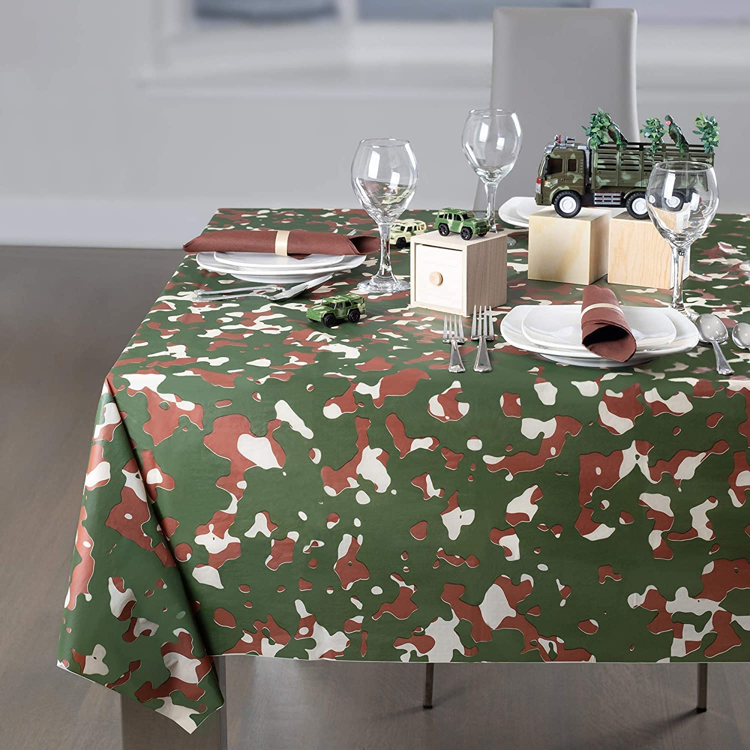 Grandipity Disposable Tablecloth (Set of 6)
