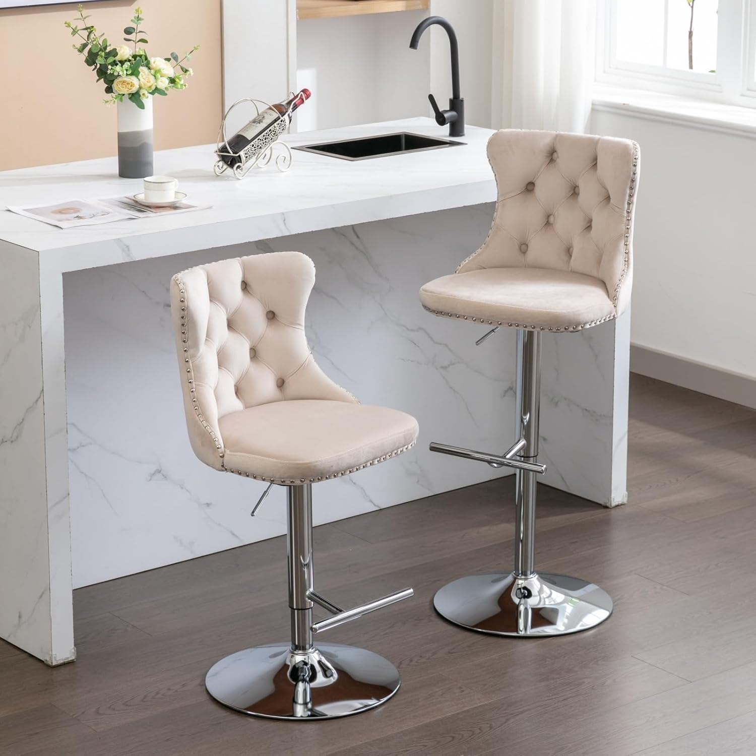 Swivel Bar Stools Set of 2, Height Adjustable Dining Chairs with Rivets, Button Tufted Back and Metal Footrest, Velvet Upholstered Side Chairs, Armless Chairs for Dining Room Bar Kitchen Island
