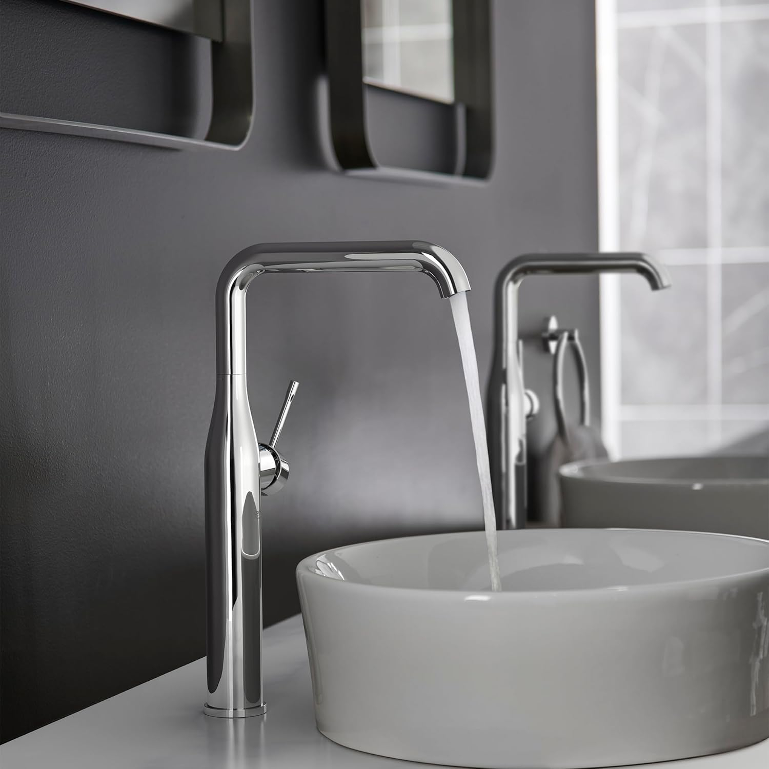 Essence New Polished Chrome Single-Handle Bathroom Faucet