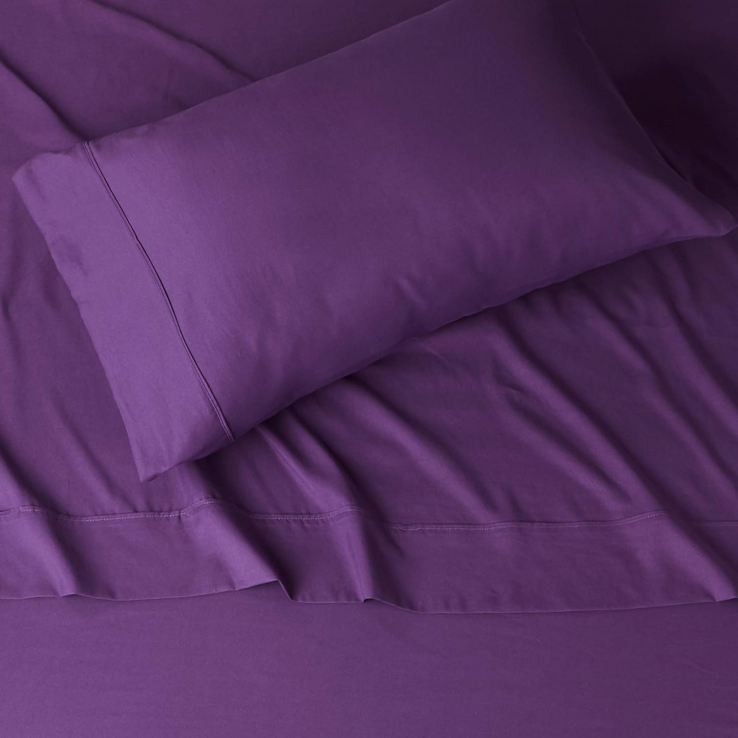 Amazon Basics Lightweight Super Soft Easy Care Microfiber 3-Piece Bed Sheet Set with 14-Inch Deep Pockets, Twin, Plum, Solid