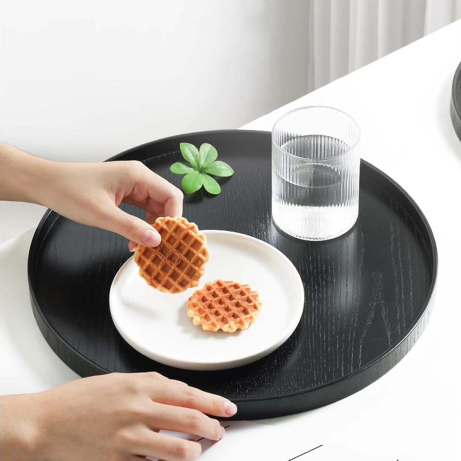 Tea Tray,Round Solid Wood Serving Tray Large Tea Coffee Snack Food Meals Serving Plate Non-Slip Kitchen Party Bar Server Breakfast Tray with Raised Edges [30cm]