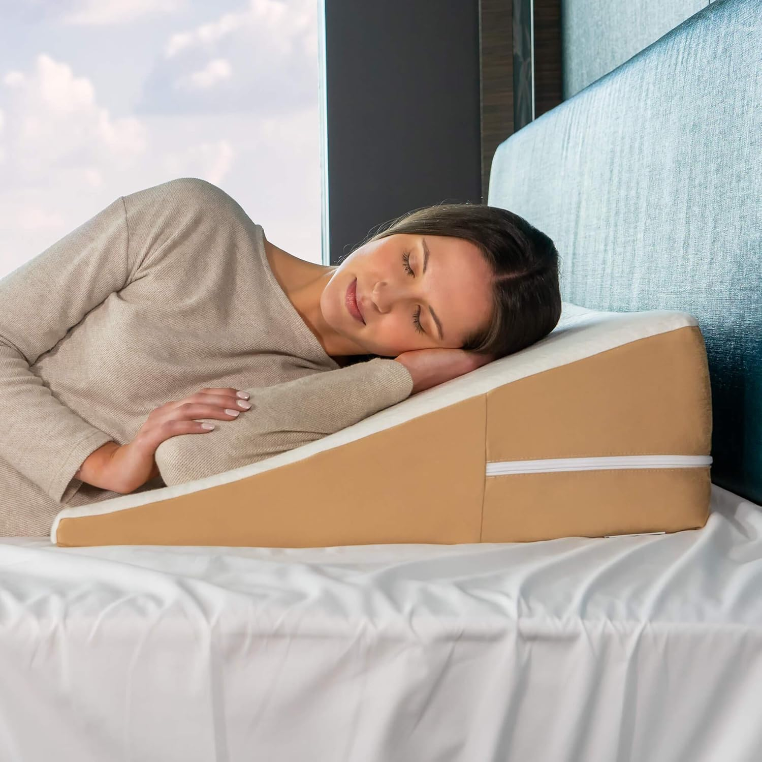 Avana Gel-Infused Memory Foam Back Wedge with Cooling Tencel Cover, 8”