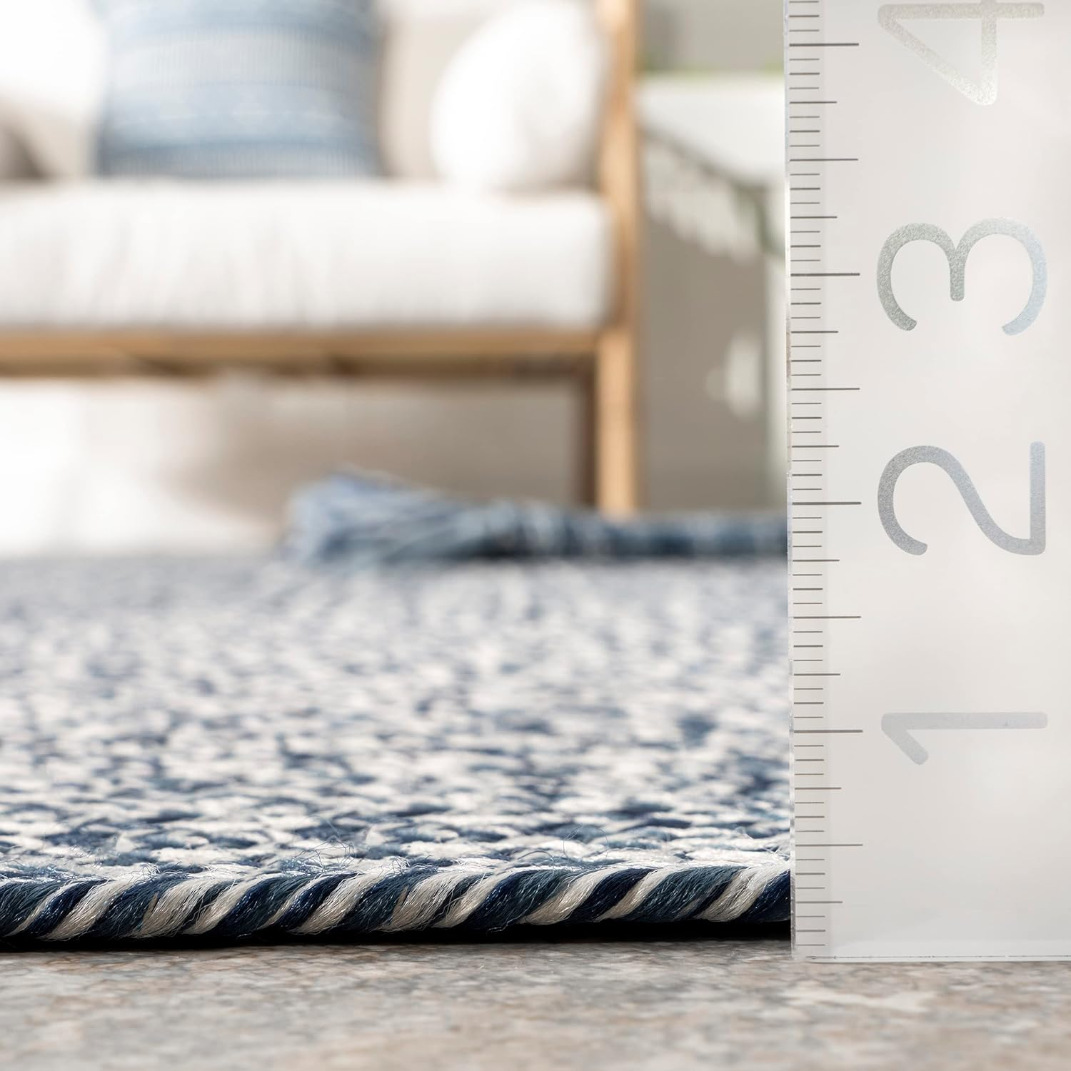nuLOOM Wynn Braided Indoor/Outdoor Navy 2' 6" x 8' Casual Runner Rug
